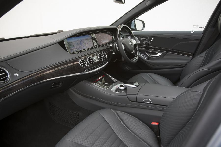  Mercedes-Benz S300 BlueTec Hybrid 2013 года  (UK) (фото 29 из 39)